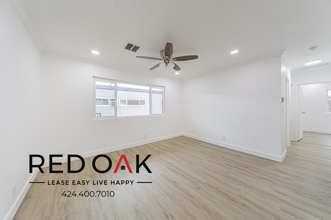 Photo - 13043 Vanowen St Unidad 5