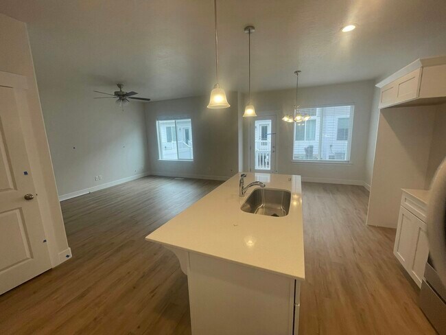 4163 W 2060 N