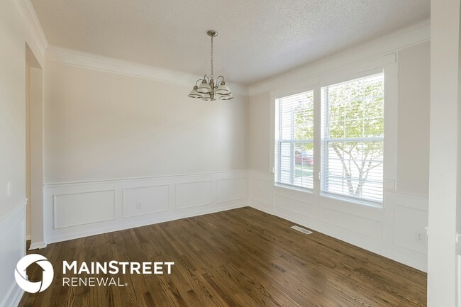 Photo - 9305 N Harrison St