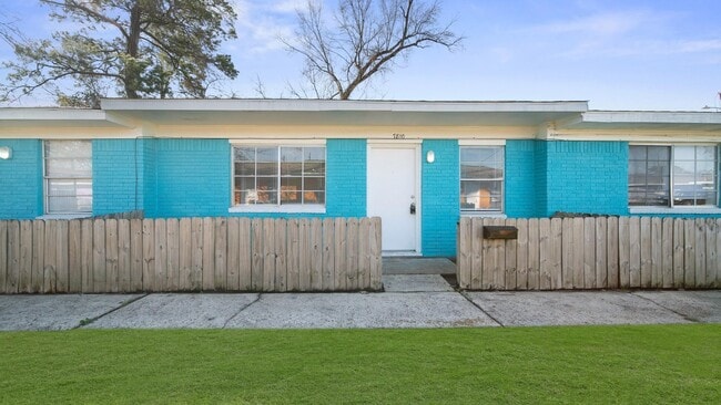 Building Photo - 7810 Glass St Rental