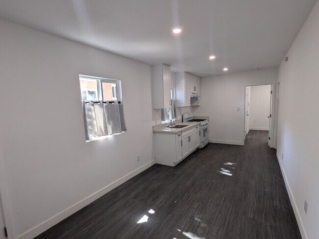 Photo - Wonderful 3-bedroom: $500 MOVE IN BONUS!!!!