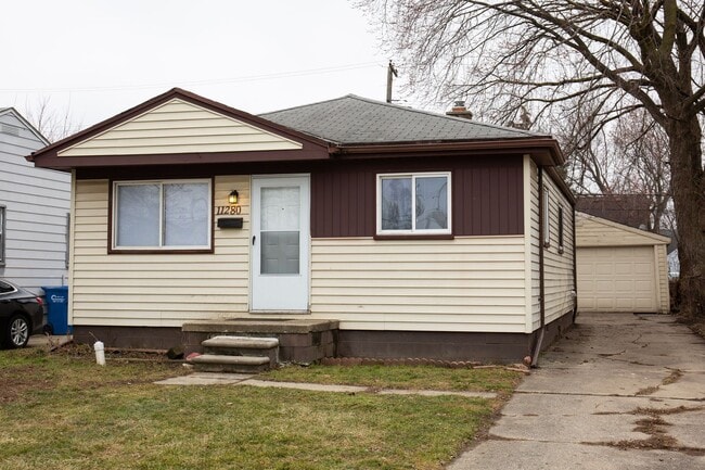 Photo - 11280 Dodge Ave