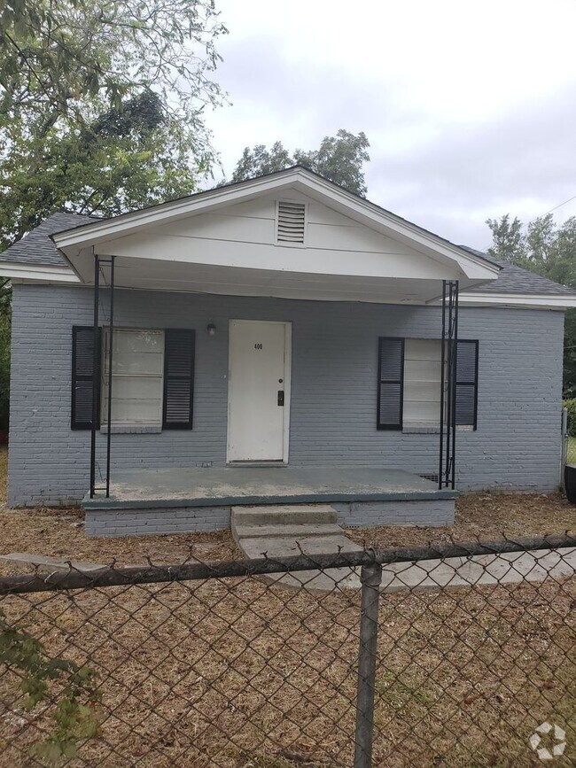 Building Photo - 3 Bedroom 1 Bath Available NOW! Rental