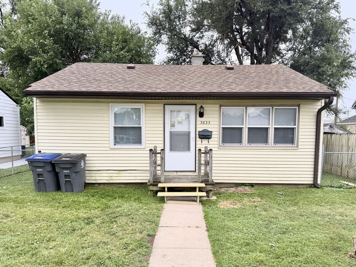 Photo - 3623 3rd Ave