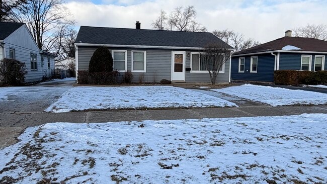 Photo - 3528 Adams St