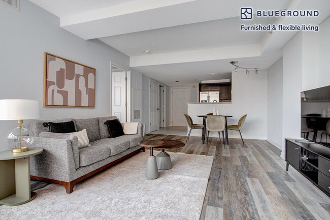 Photo - 901 15th St S Unidad GO FL7-ID373