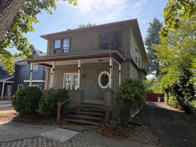 Photo - 622 NW 29th St
