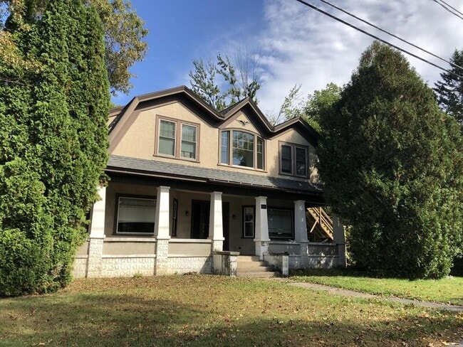 Building Photo - 66 Old Amherst Rd Rental