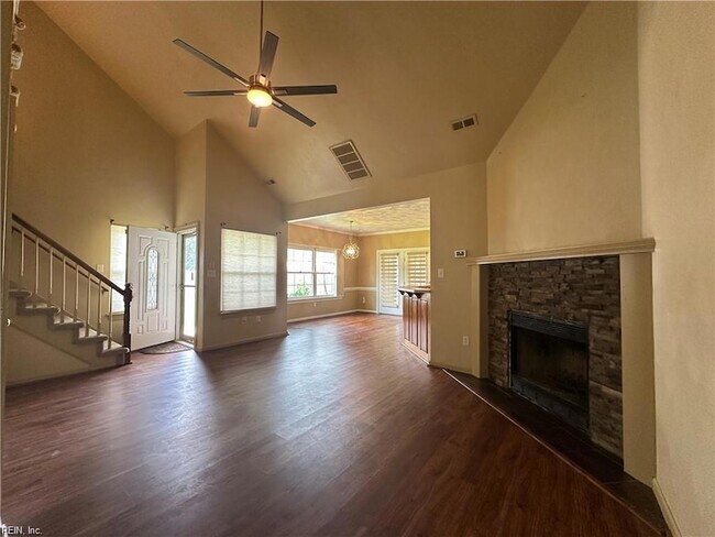 Photo - 4447 Rivermill Ct