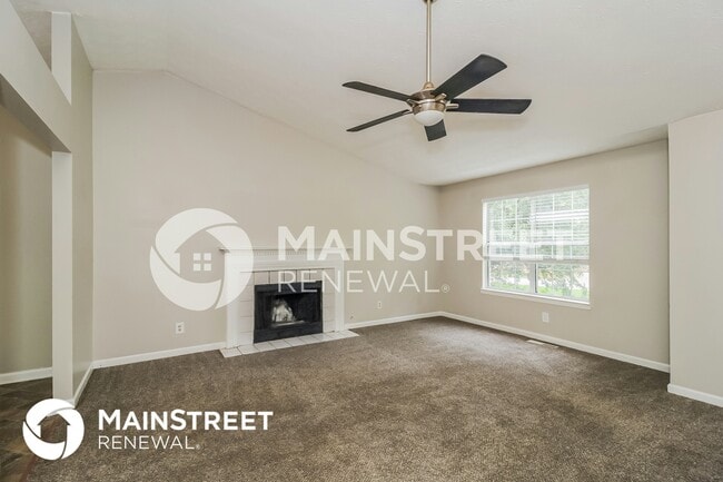 Photo - 124 Emerald Pines Dr