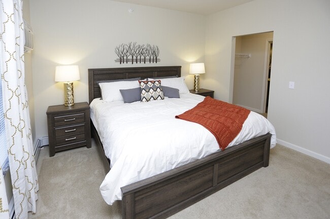 Cardinal Point Apartments