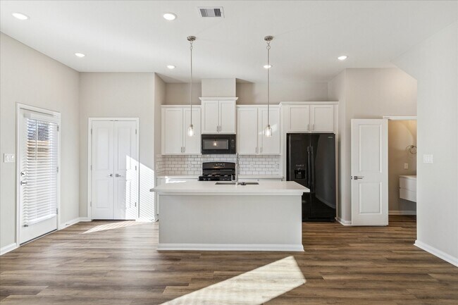 Photo - 8127 Esther Acres Ln