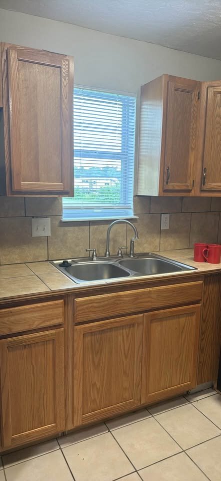 Photo - 700 FM1942 Unit 2A