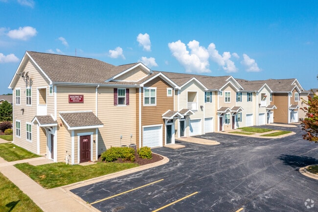Springs at Bettendorf Apartments