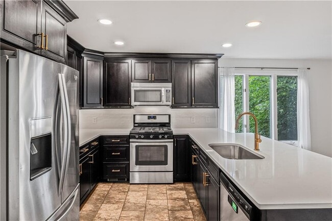 Photo - 1016 Muirfield Dr NE
