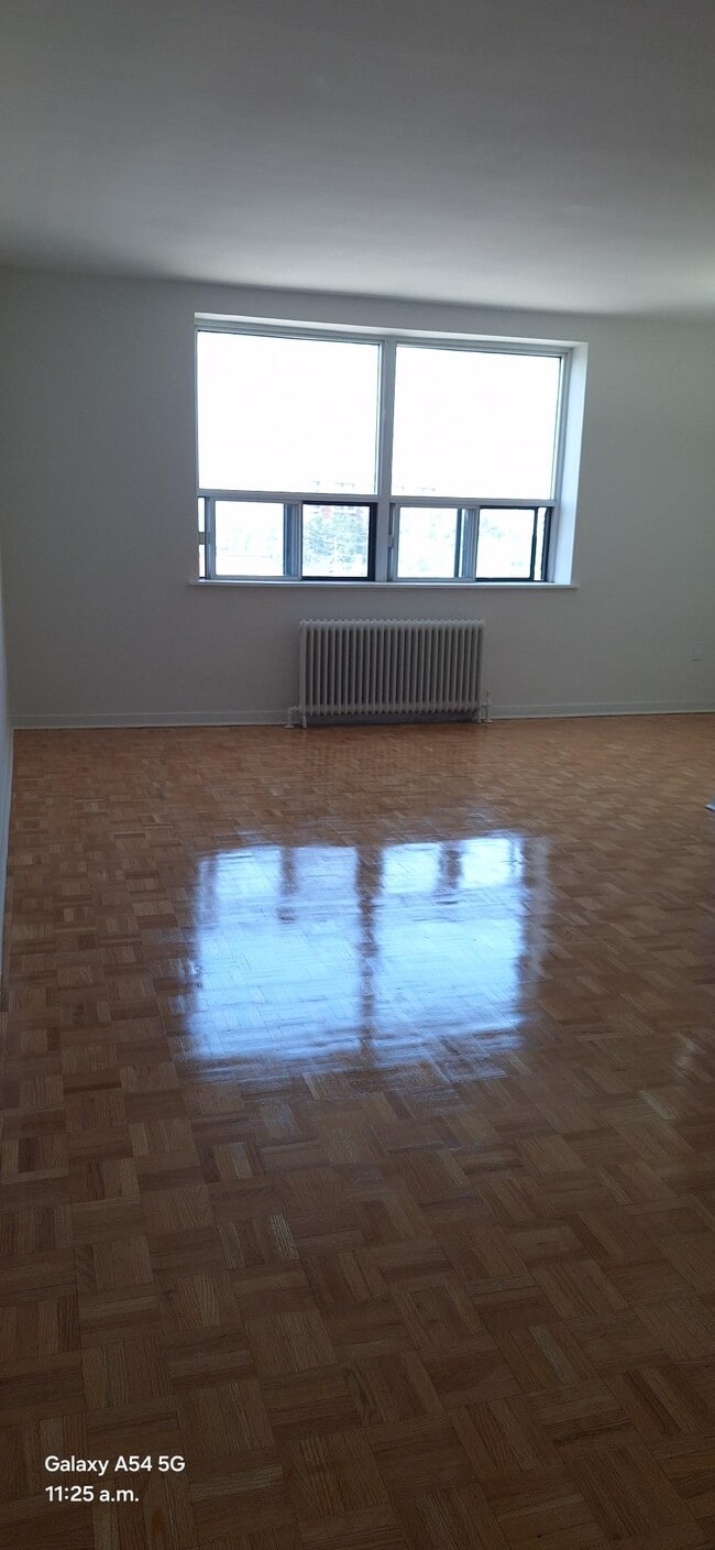 Benville Court Apartments