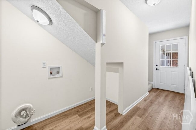 Photo - 1230 Estates Way