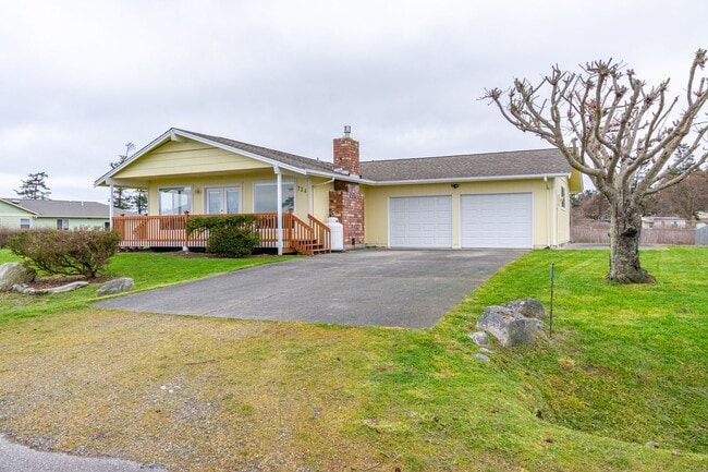 Photo - 2 Bedroom 2 Bath Sierra Neighborhood Home with Water View