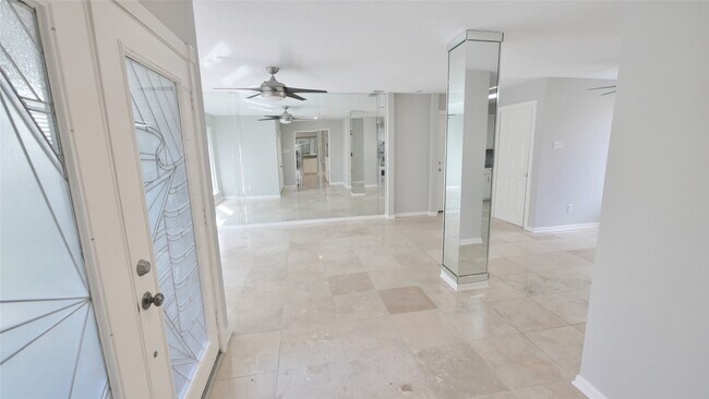 Photo - 8003 Oakwood Forest Dr