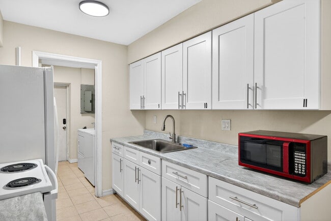 Lots of cabinet space - 1778 Aquarius Ct