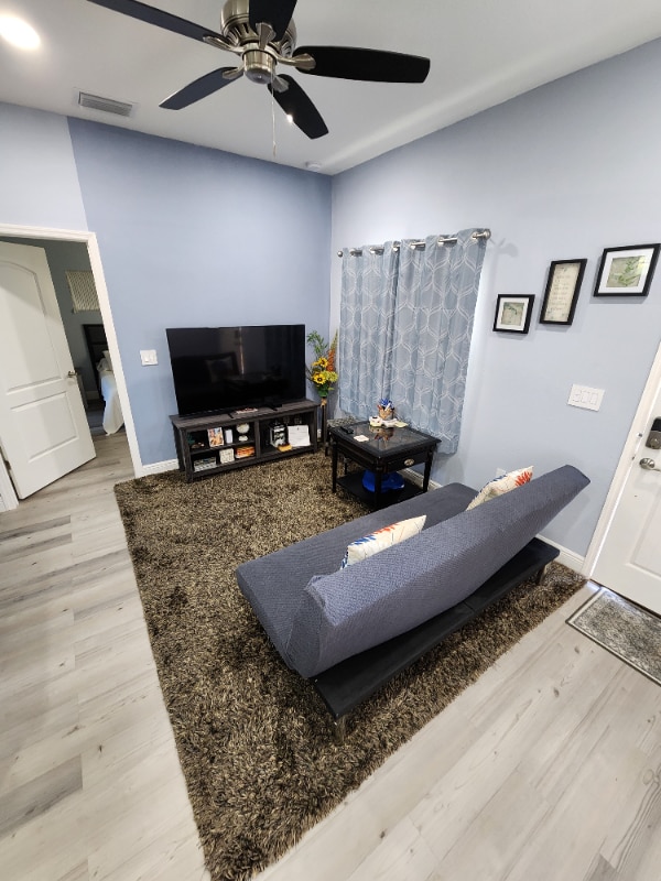 13832 Walden Sheffield Rd House House Rental in Dover, FL