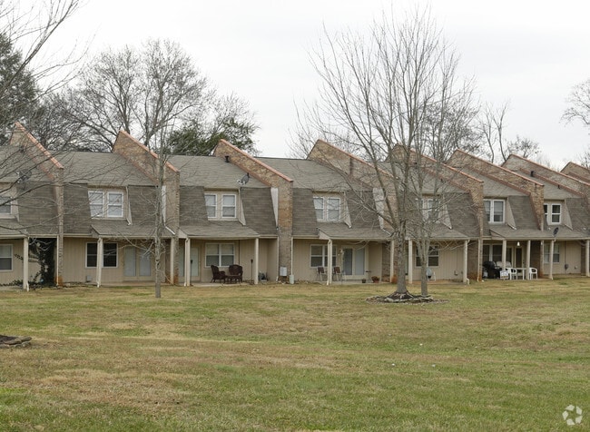 Photo - John Sevier Apartments
