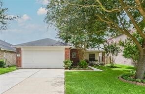 Building Photo - 2823 Lakecrest Forest Dr