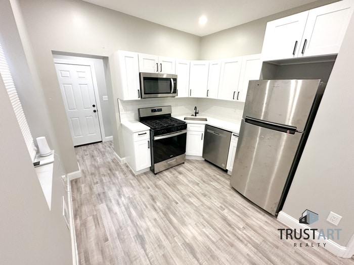 3 Bedroom house near Parkland in Philadelp... - 3 Bedroom house near Parkland in Philadelp...