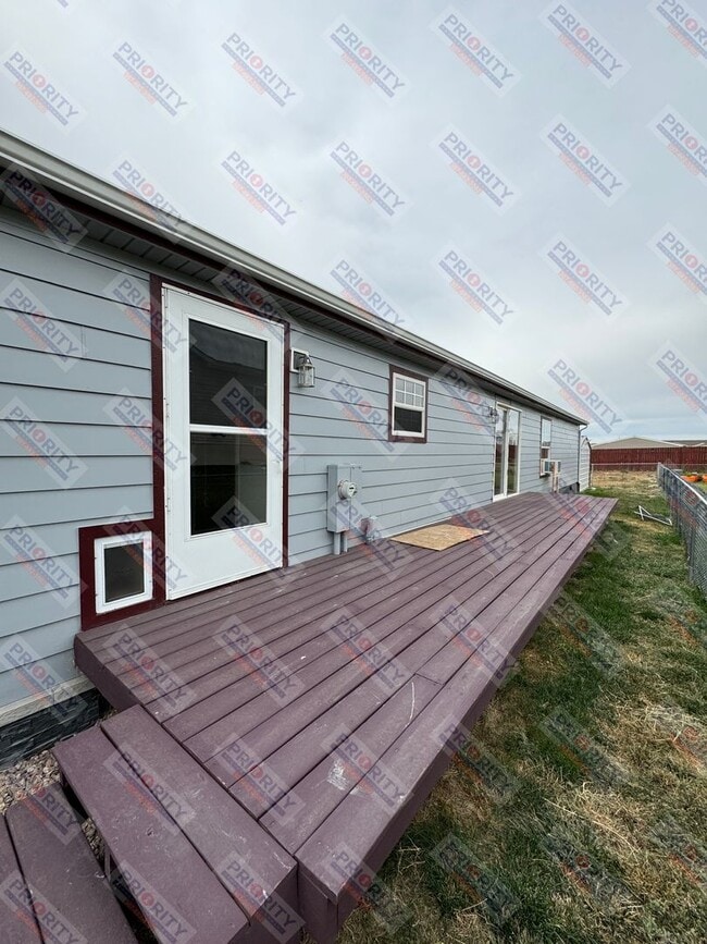 Photo - Spacious 4 bedroom single family home