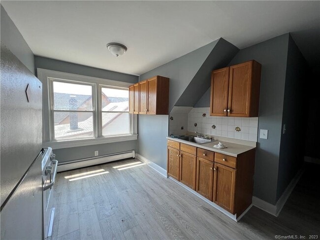 Photo - 251 Black Rock Ave Unidad 3R