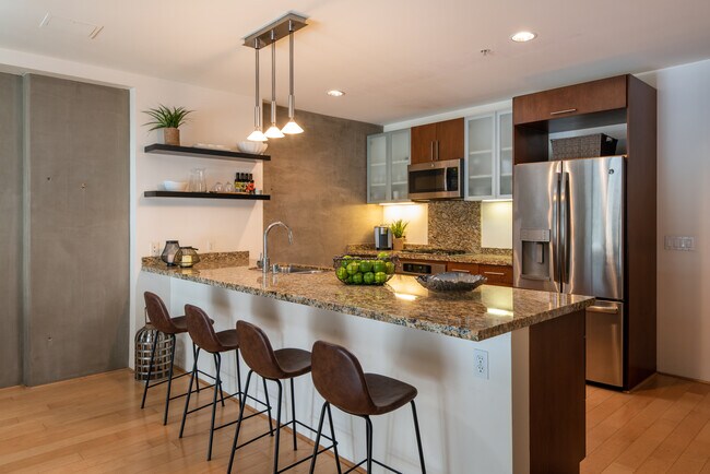 Photo - 1494 Union St Unit 201