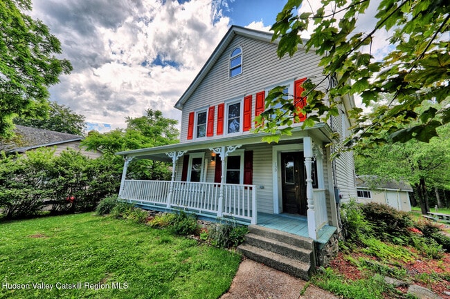 Photo - 153 Bross St