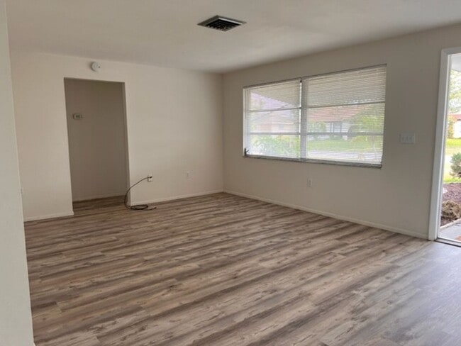 Photo - MOVE-IN READY!  2BR/2BA/1CG IN VENICE EAST