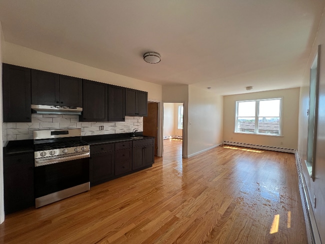 Photo - 1007 Avenue C Unit 1007 AvenueC Apt5