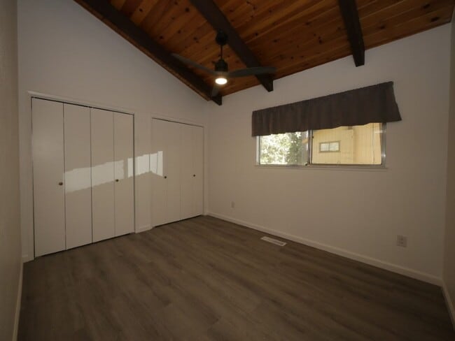Photo - 27125 Lake Dr