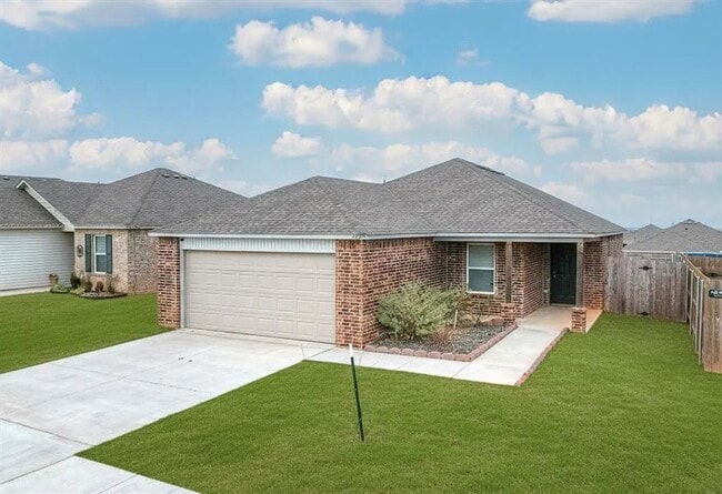 Building Photo - 11609 NW 95th St