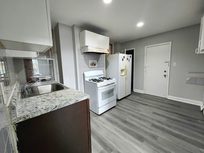 Photo - 367 Morris Ave Unit 2
