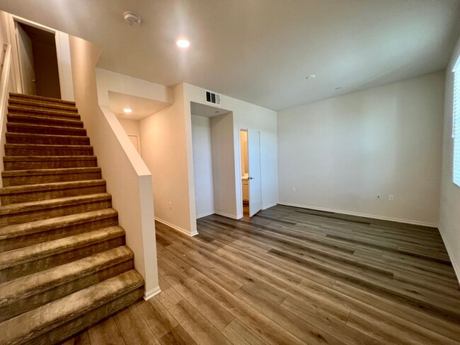 3bd 3.5ba Townhouse in Otay Ranch - Large ... - Townhome Rental in ...