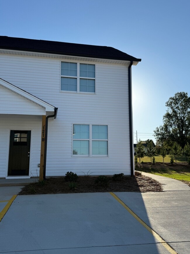 Photo - 121 Diver Dr