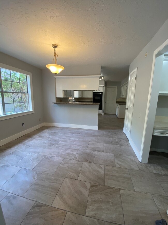 Photo - 902 Appomattox Dr