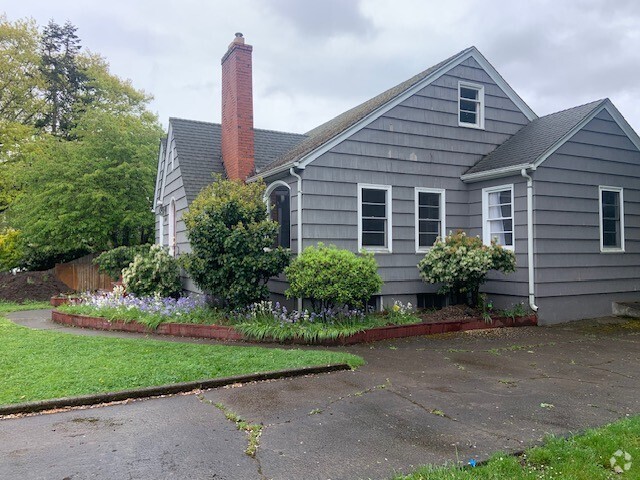 Building Photo - 3190 Harlow Rd Rental