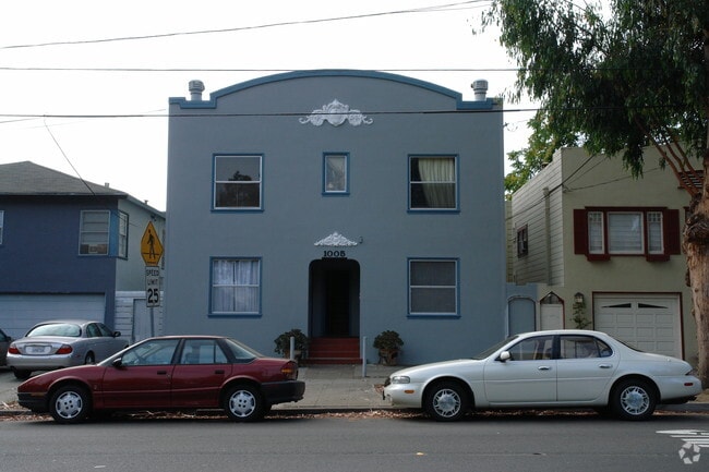 1005 Burlingame