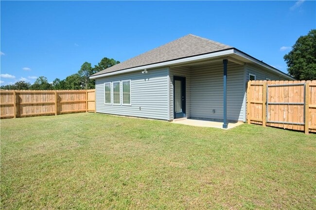 Photo - 8561 Clarke Rd