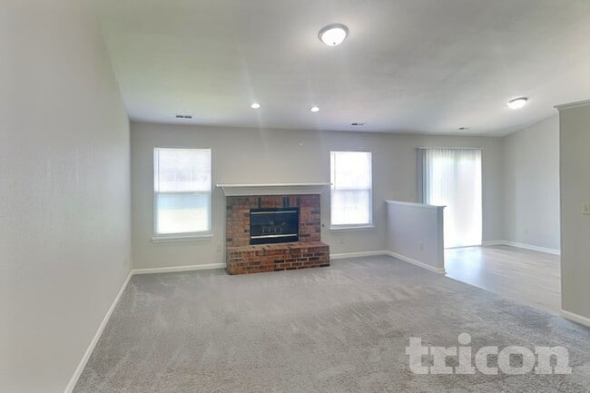 Photo - 7260 Kidwell Dr