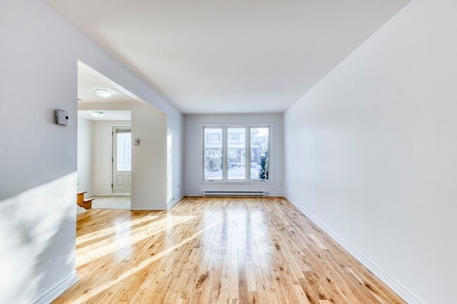 Photo - 489 Rue Rue de Brion