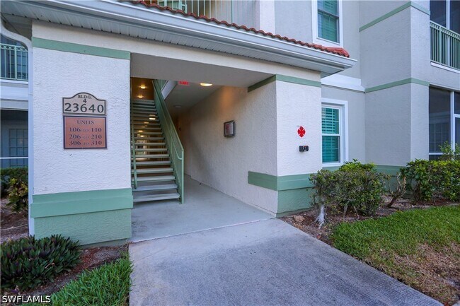 23640 Walden Center Dr Unidad 207