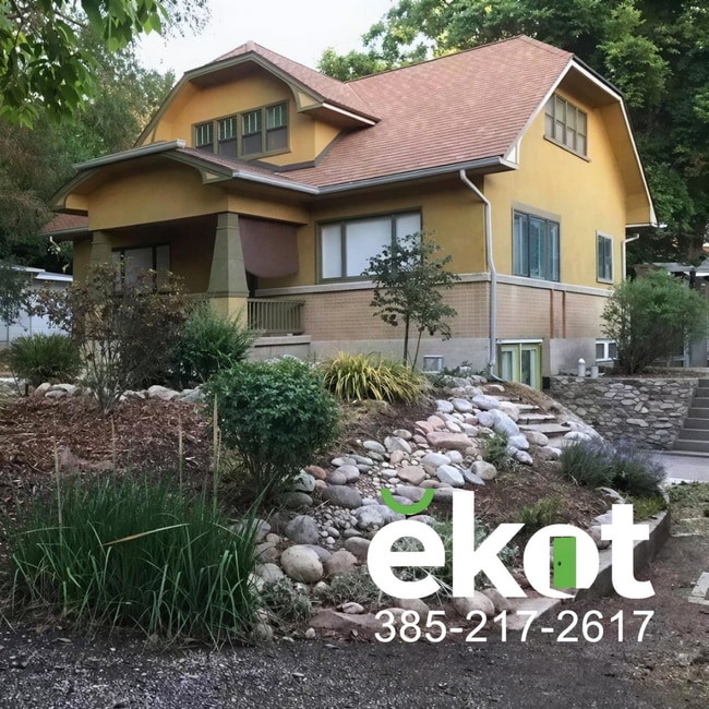 Building Photo - Birtok-3900 S Unit 2