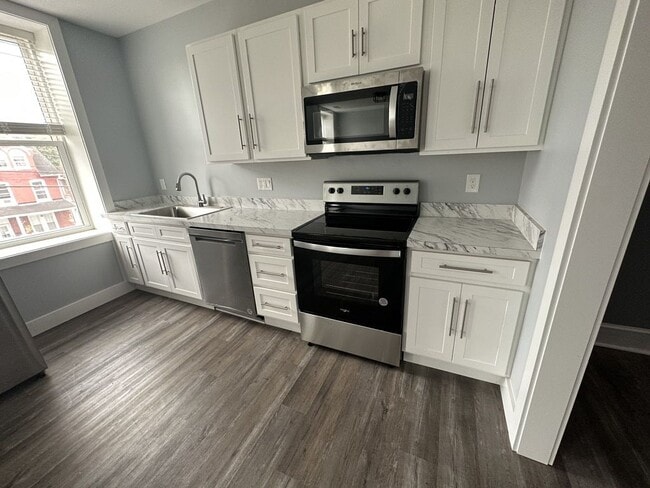 Photo - 559 Union St