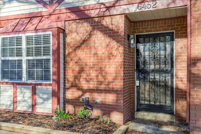 Photo - Updated 3 Bedroom Townhome