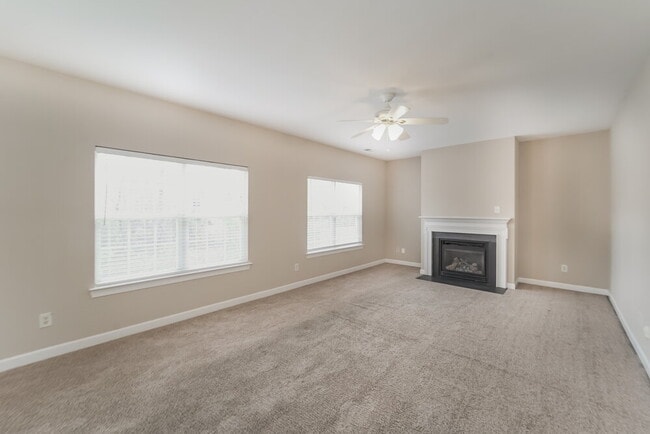 Photo - 2865 Island Point Dr NW